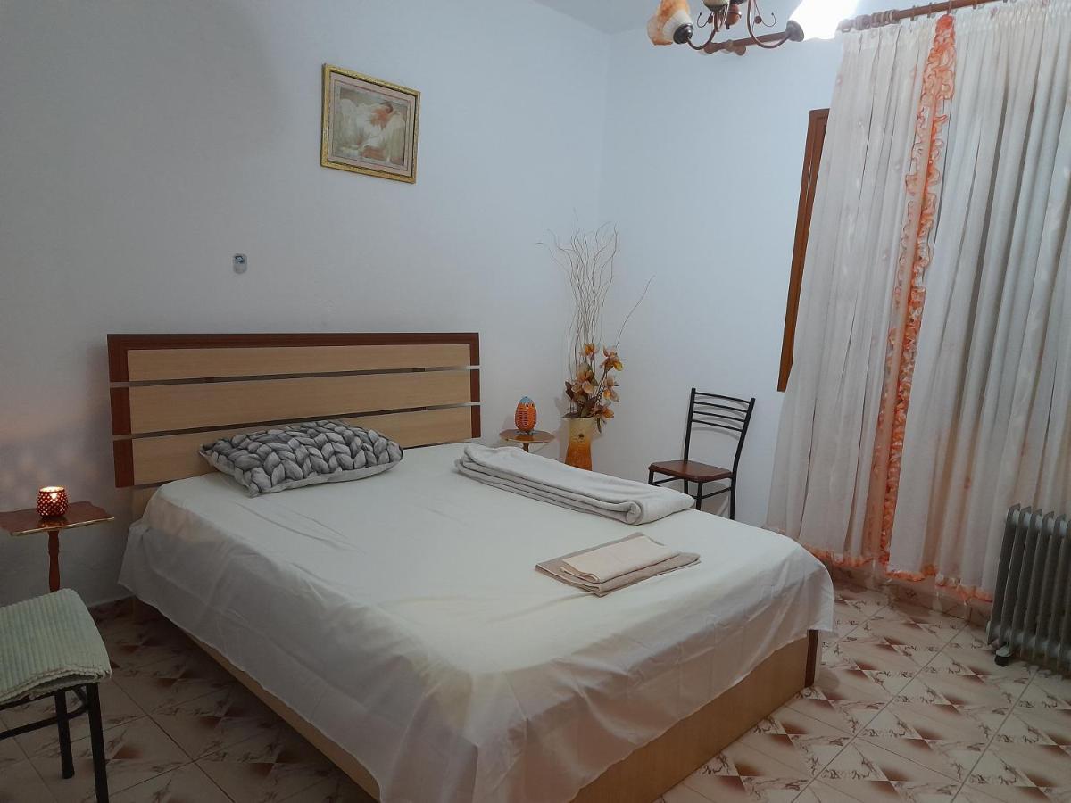 Cortina House Berat Apartment Stalin Exterior photo