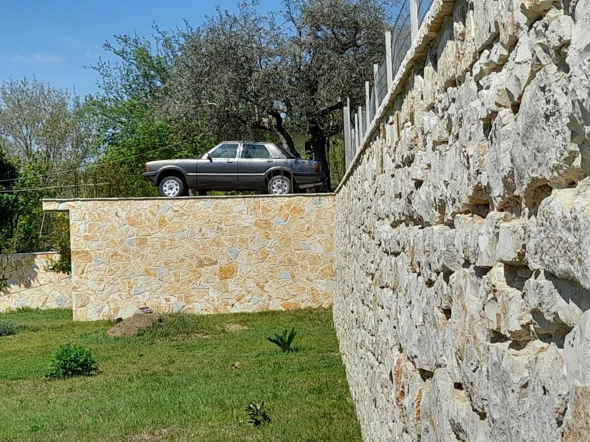 Cortina House Berat Apartment Stalin Exterior photo